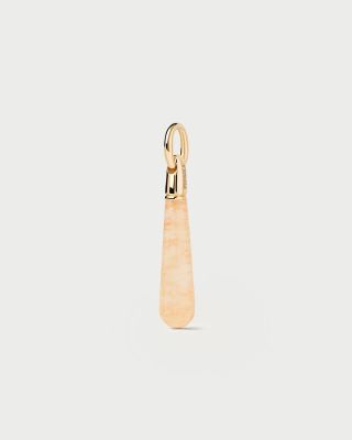 Žlutý Aventurín. Jeden přívěsek, čtyři stylingy. Kolekce ICONS a šperková personalizace od PDPAOLA. Objevte celou kolekci...